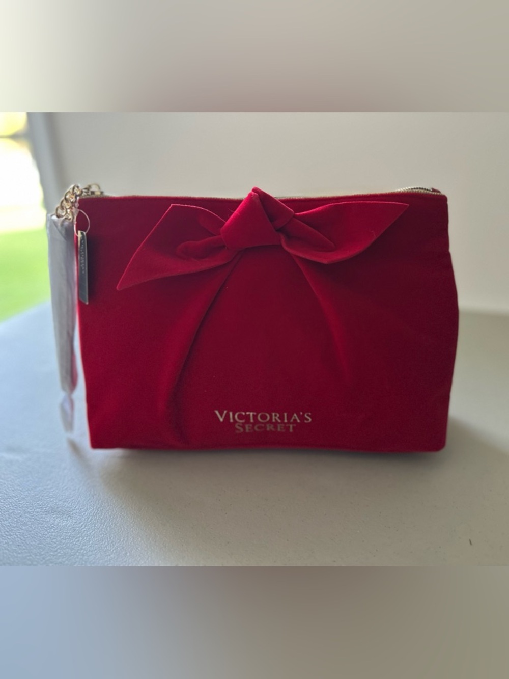 NWT Victoria's Secret Makeup Cosmetic Red Bag with Bow Gold Zipper